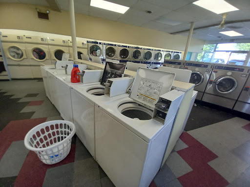 Pierce Street Laundromat