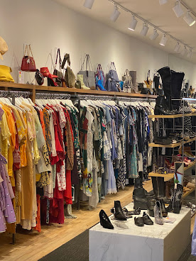VSP Consignment by null