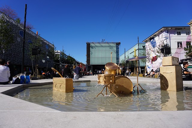 Esplanade du FLON