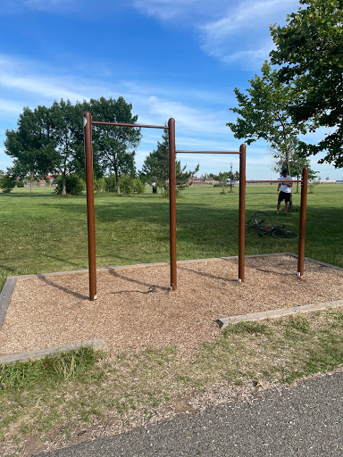 Pull Up Bars - Visual