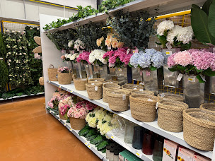 Photo n°3 de Just Store à Goderville (Magasin d'ameublement d'extérieur)