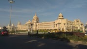 Фотография ಬೆಂಗಳೂರು ವಿಧಾನಸೌಧ, Бангалор, Индия