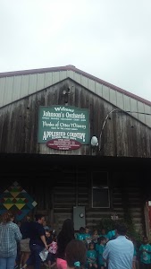 Johnson's Orchards