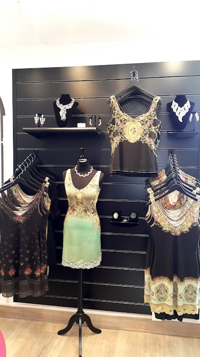 Photos of Genevi&egrave;ve Boutique