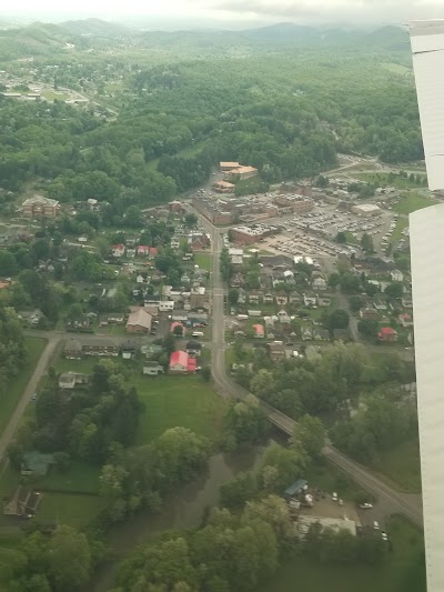 Elkins-Randolph Co. Regional Airport