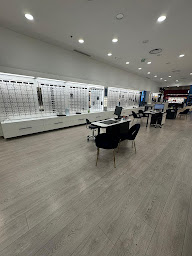 Photo n°9 de Opticien Mandelieu-la-Napoule - Optic 2000 - Centre Commercial Auchan à Mandelieu-la-Napoule (Service de réparation de lunettes)