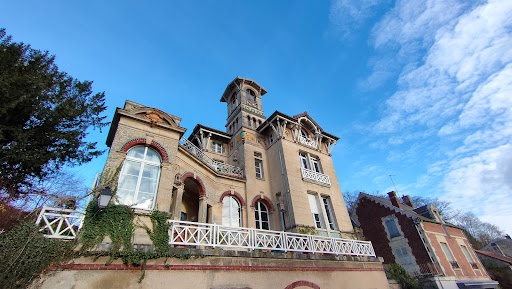 Pierrefond - Thumbnail