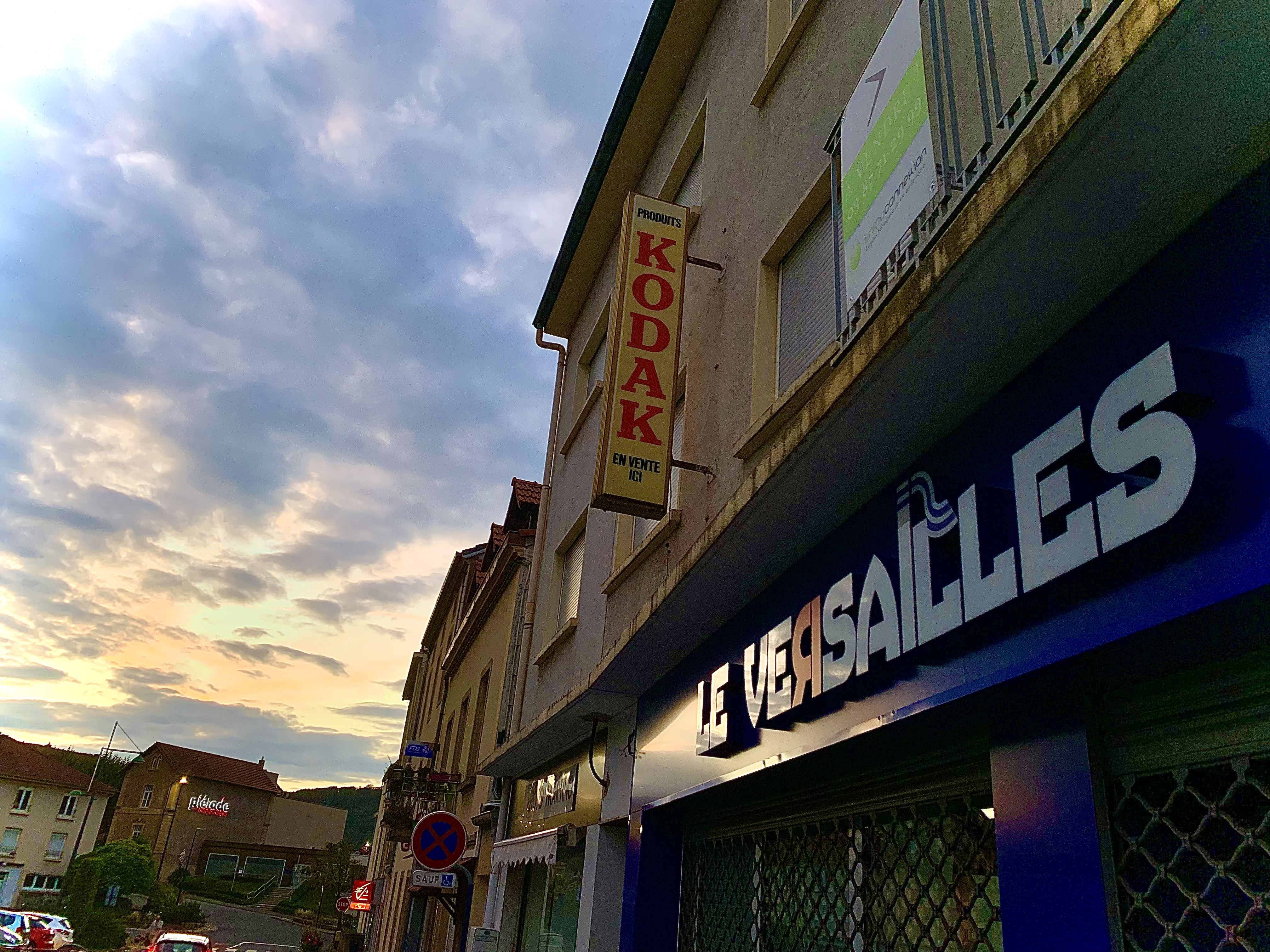 Le Versailles  Rombas - Bureau de tabac