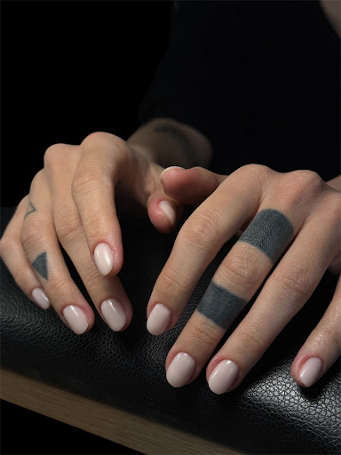 Malika nails bar Manicure Pedicure Makijaż Brwi Laminacja Malowanie paznokci Warszawa Śródmieście