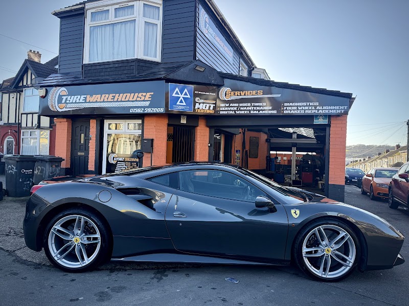 Tyre Warehouse photo 3