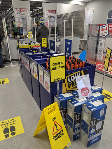 Screwfix Gorseinon - Visual