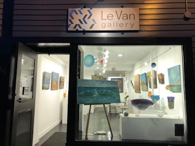 Le Van Gallery