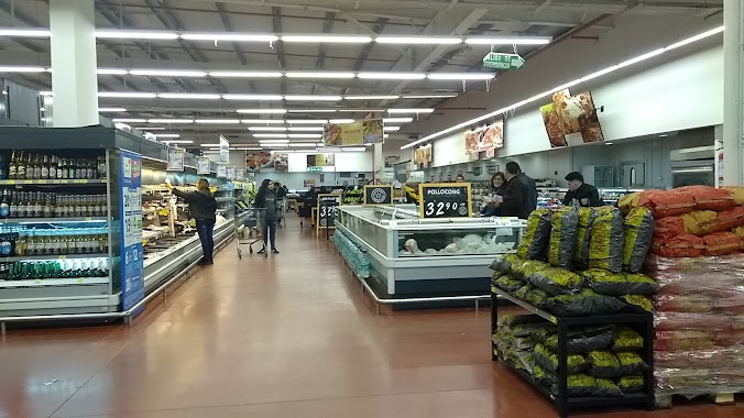 Walmart Tucumán, Author: Laurita Salas