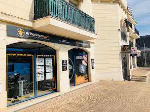 Photo n°1 de Arthurimmo.com Agence de Saint Fargeau Ponthierry à Saint-Fargeau-Ponthierry (Société de gestion immobilière)