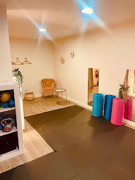 Photo n°5 de Blossom Clinic - Épilation Définitive & Massage Reims - Soins Minceur à Reims (Centre d'amincissement)