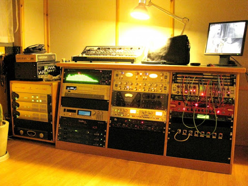 Mixaglia Studio - Thumbnail