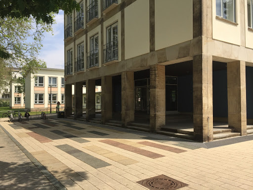 6. Elementary School "Am Grossen Garten" - Thumbnail