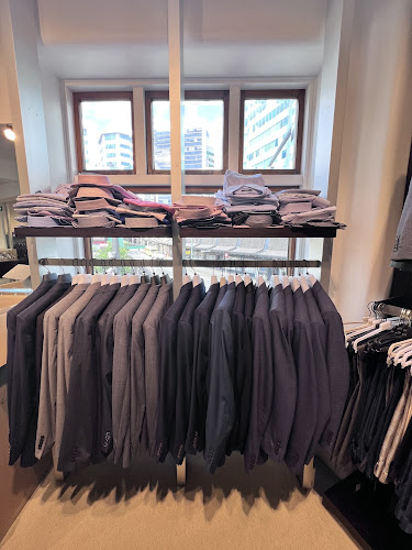 Man To Man - Hugo Boss Specialist