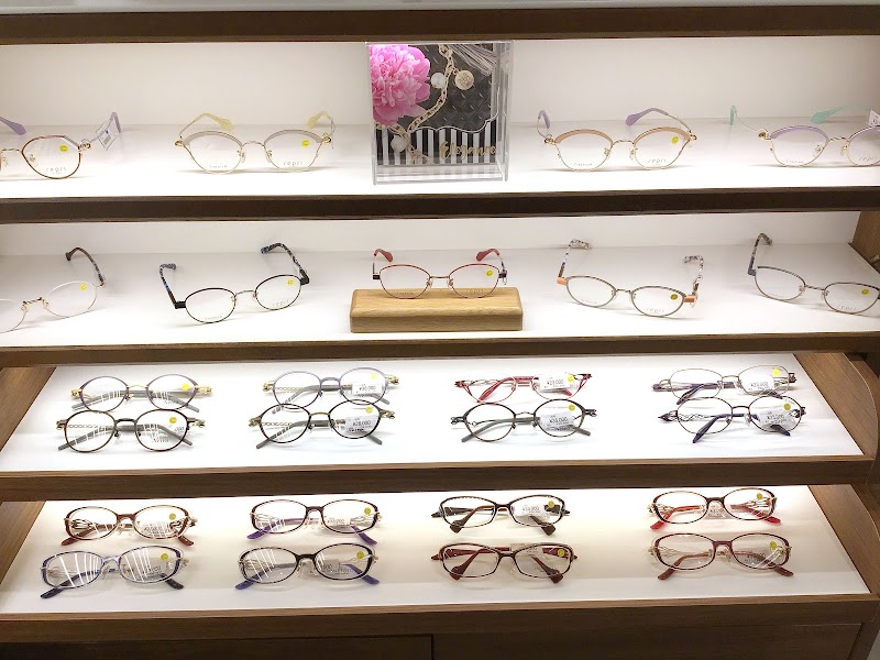 メガネの田中 フジグラン三原店