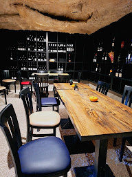 Photo n°32 de Restaurant - Domaine de la Mautanne à Sainte-Tulle (Lieu de mariage)