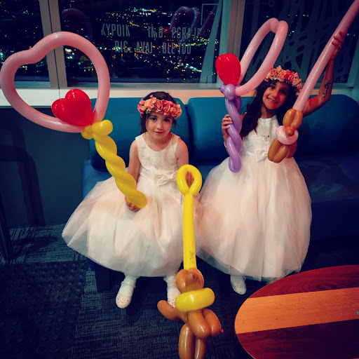 Kids party entertainment by Zuzy - Face Painter Gold Coast - Thumbnail