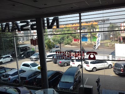 car-dealer