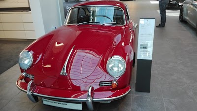 Photos of Porsche Centre Lennetal