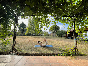 Photo n°10 de Le Vieux Temple Yoga à Mas-Grenier (Centre de méditation)