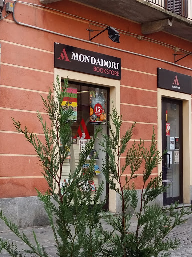 Mondadori Bookstore Chivasso - Thumbnail