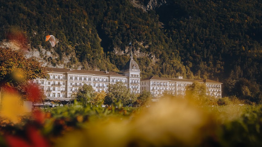 Radius by Stefan Beer by null