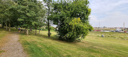 Downs Road Park - Visual