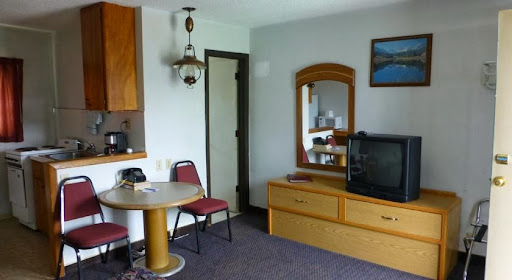 Umatilla Inn & Suites - Thumbnail