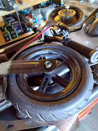 Photo n°4 de coup de pompe à Échillais (Magasin de réparation de vélos)