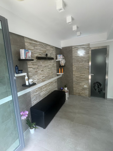 ElleO salon - Thumbnail