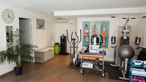 Florian Rusch - Ostéopathe du Sport - Dry Needling