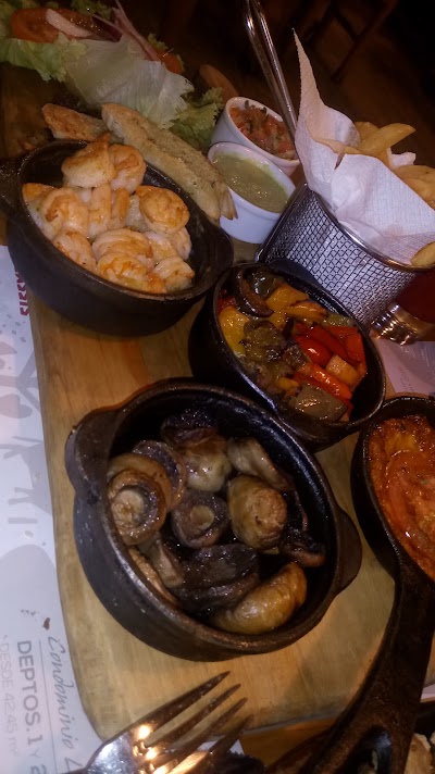 Photos of Caf&eacute; Cassis