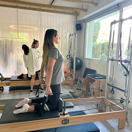 Online Teaching Pilates Methods