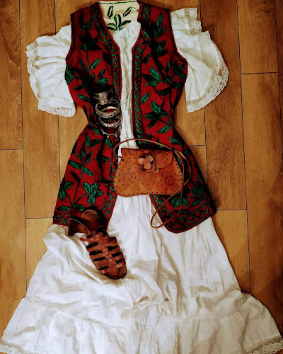 Comentarii opinii despre BOHO VINTAGE CLOTHING