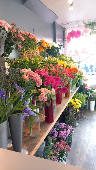 Dean & Co Florist