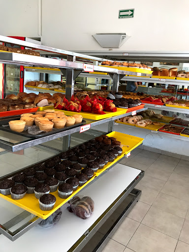 El Sol, Pastelería y panadería - Thumbnail