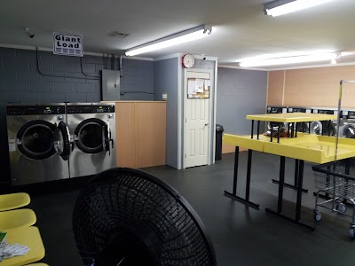 L & M Laundry Mat