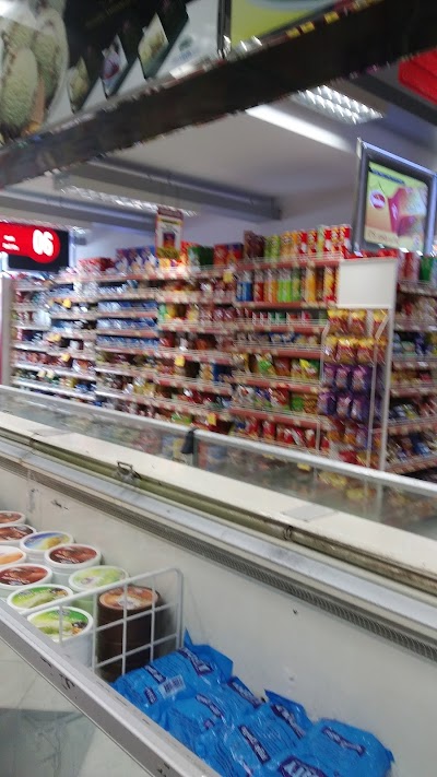 Photos of Cargills Food City - Ward Place