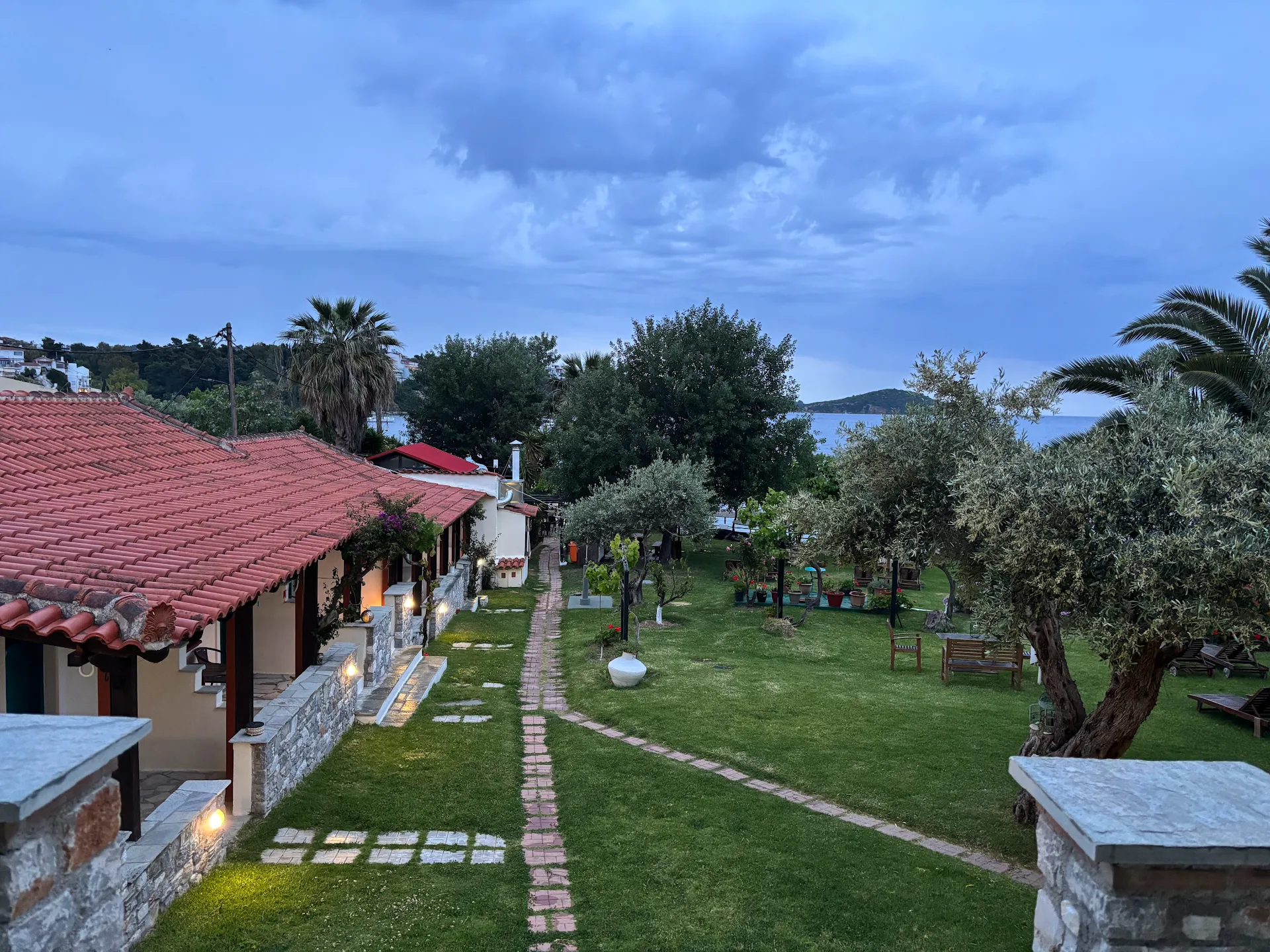 Angeliki Beach Hotel