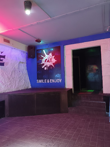 Pub Olé - Visual