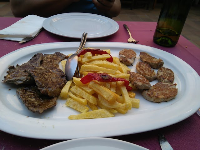 Restaurante O Novo Cabalo Furado