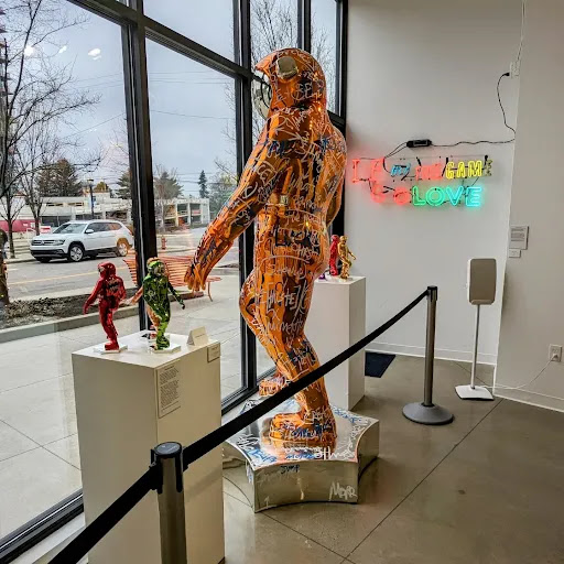 District Gallery - Visual