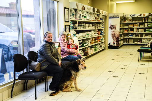 VCA Canada Crowfoot Animal Hospital Gallery - Canada