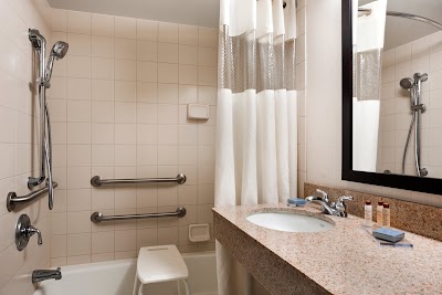 Photos of Wingate by Wyndham Sylvania/Toledo