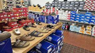 Photo n°9 de Breuil-chaussures.com à Chamalières (Magasin de vêtements de sport)