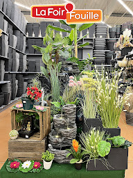 Photo n°32 de La Foir'Fouille à La Chapelle-Saint-Aubin (Magasin d'articles pour animaux)